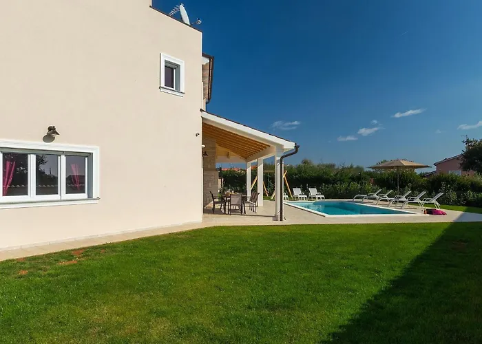 Magica Будинок відпочинку Пула